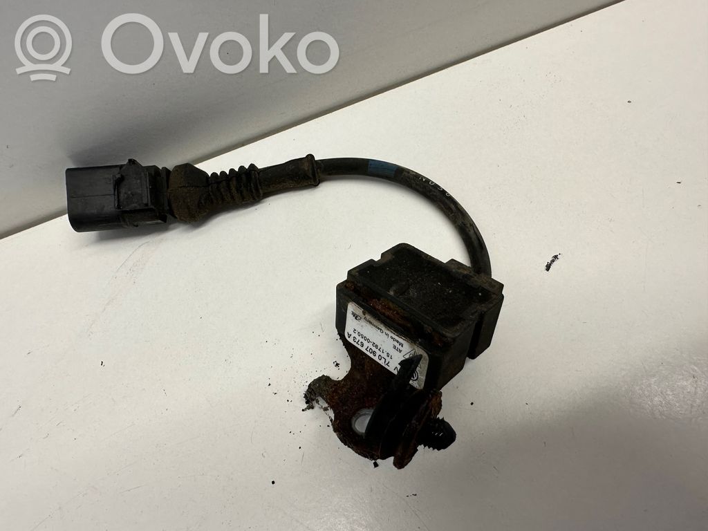 Volkswagen Touareg I Czujnik prędkości obrotowej koła ABS 