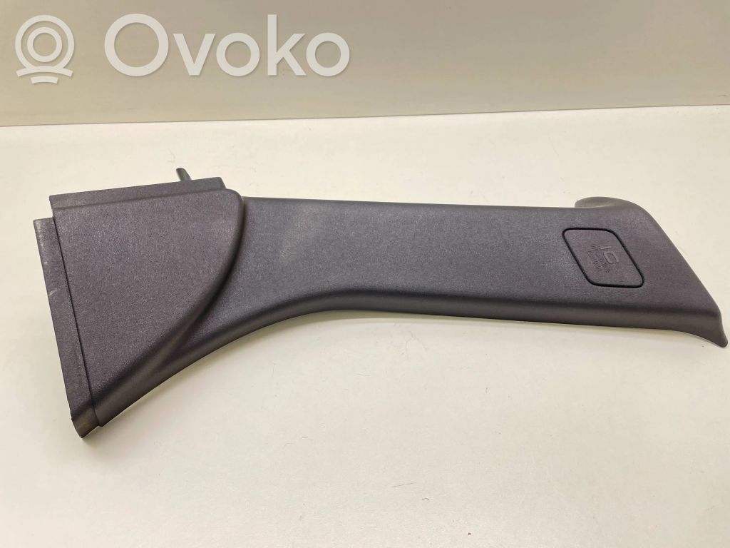 Volvo V50 Kita salono detalė 