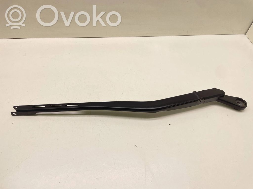 Audi A4 S4 B6 8E 8H Ramię wycieraczki szyby przedniej / czołowej 