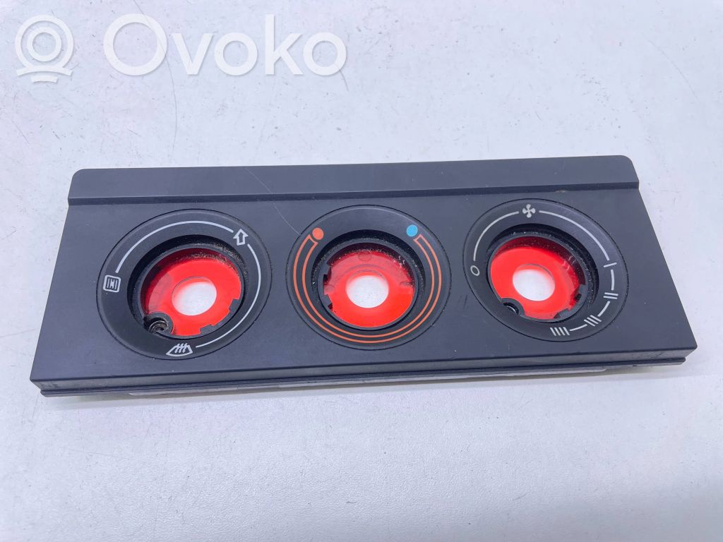 Audi 80 90 S2 B4 Climate control unit 
