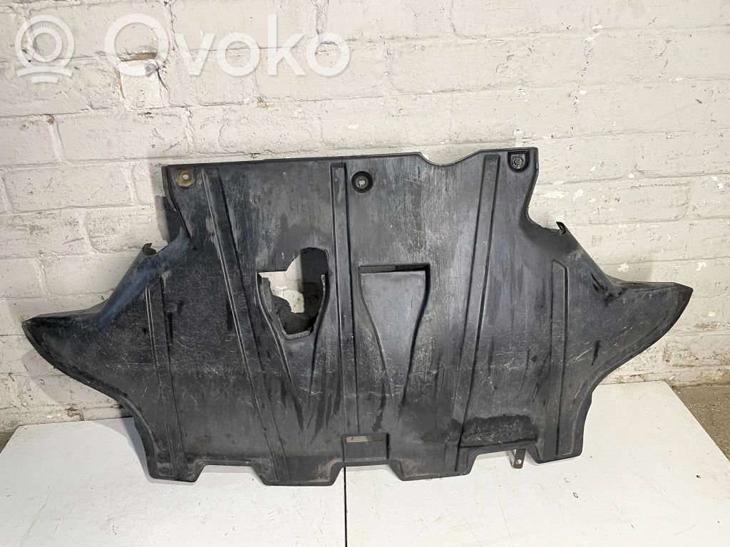 Engine splash shield/under tray   8A0863823