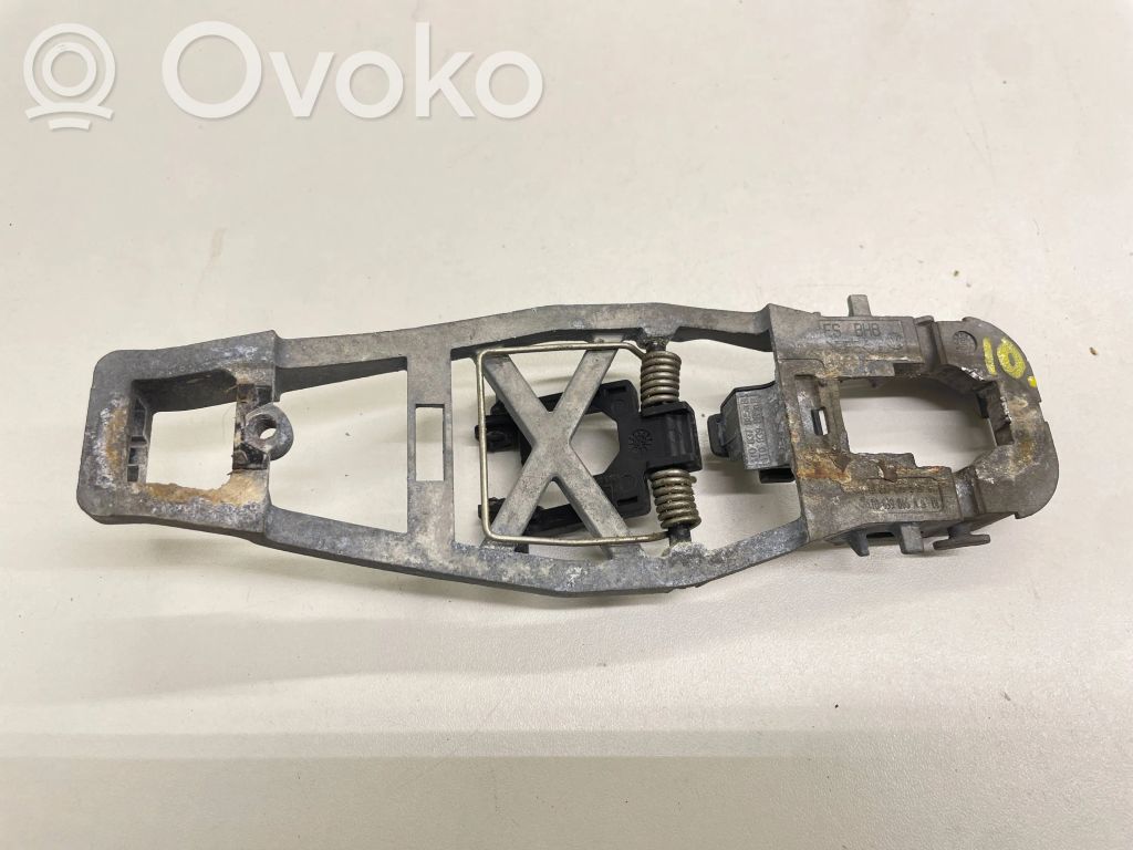 Volkswagen Touran I Klamka/wspornik zewnętrzny drzwi przednich 