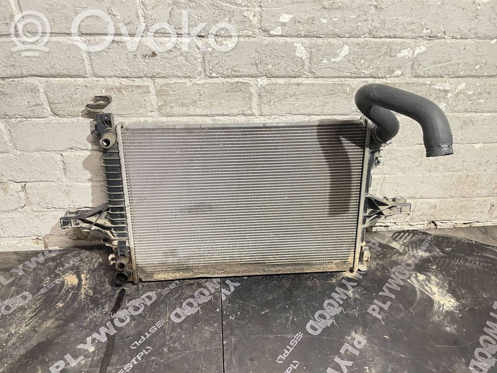Volvo V70 Aušinimo skysčio radiatorius 