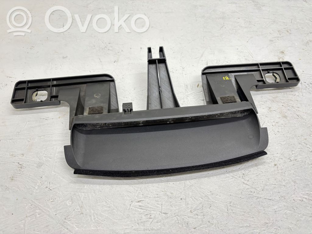 Volvo S80 Third/center stoplight 
