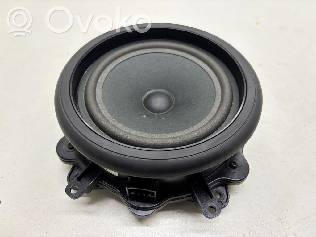 Audi A8 S8 D3 4E Altavoz de la puerta trasera 