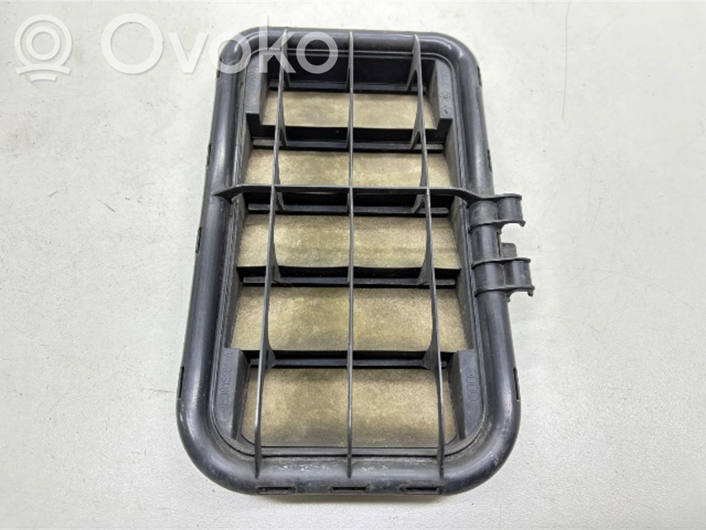 Audi A8 S8 D3 4E Ventilācijas režģis 