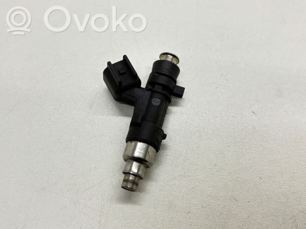 Volvo S60 Inyector de combustible 