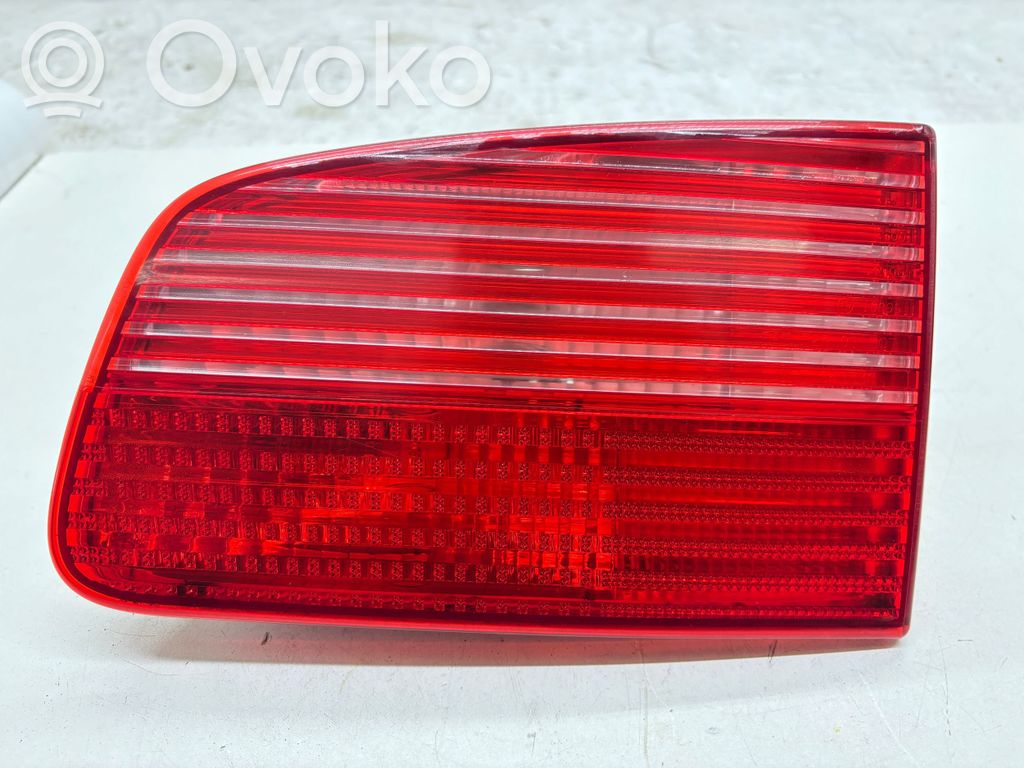 Saab 9-5 Aizmugurējais lukturis pārsegā 