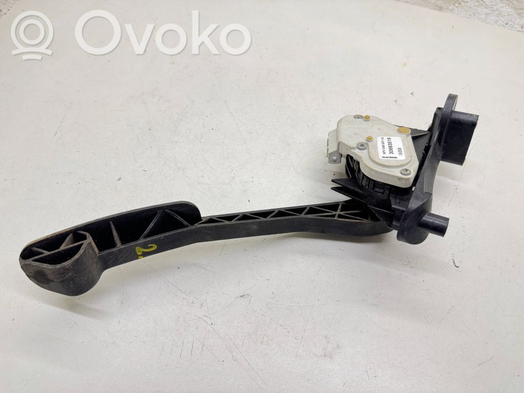 Volvo V70 Accelerator throttle pedal 