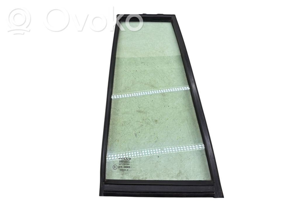 Volvo 740 Rear vent window glass 
