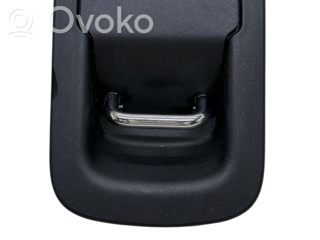 Ford S-MAX Tie down hook / loop 
