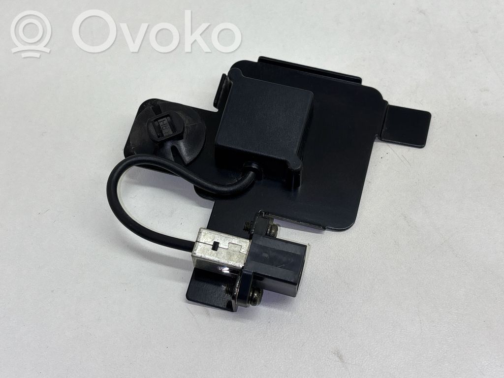 Volvo S60 Antenos stiprintuvas 