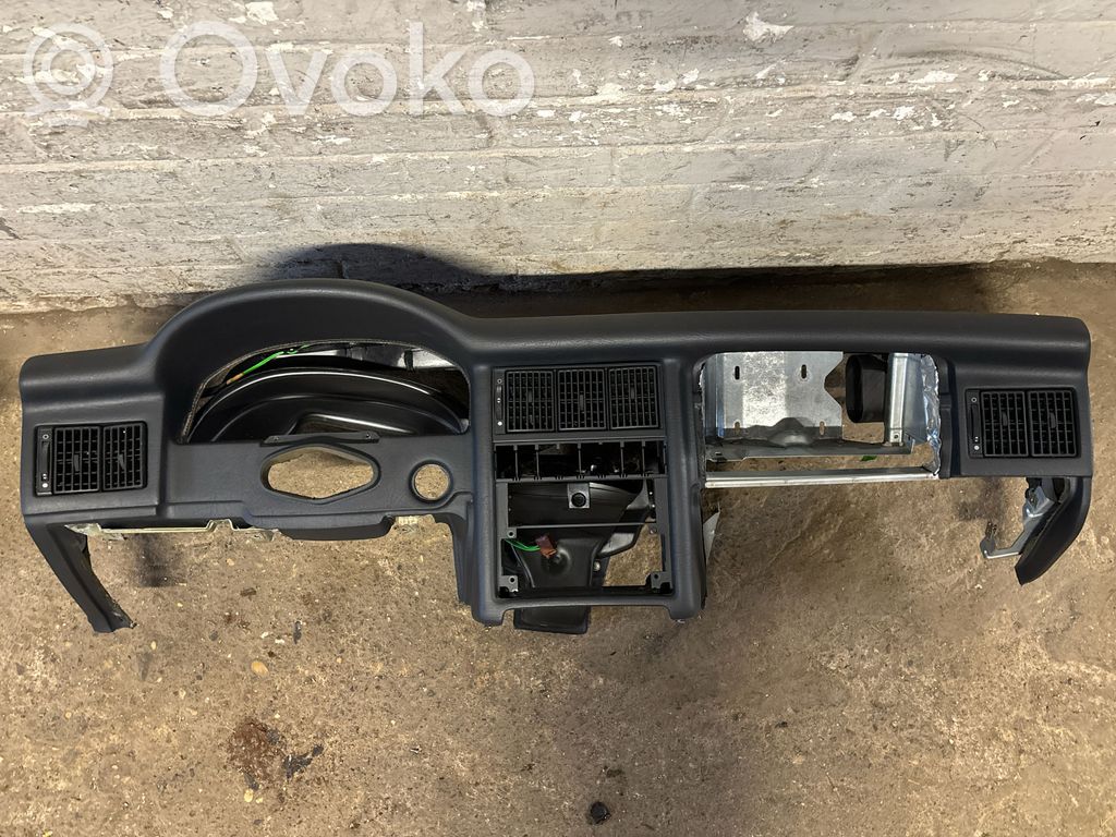 Audi Cabriolet B3 8G Dashboard 