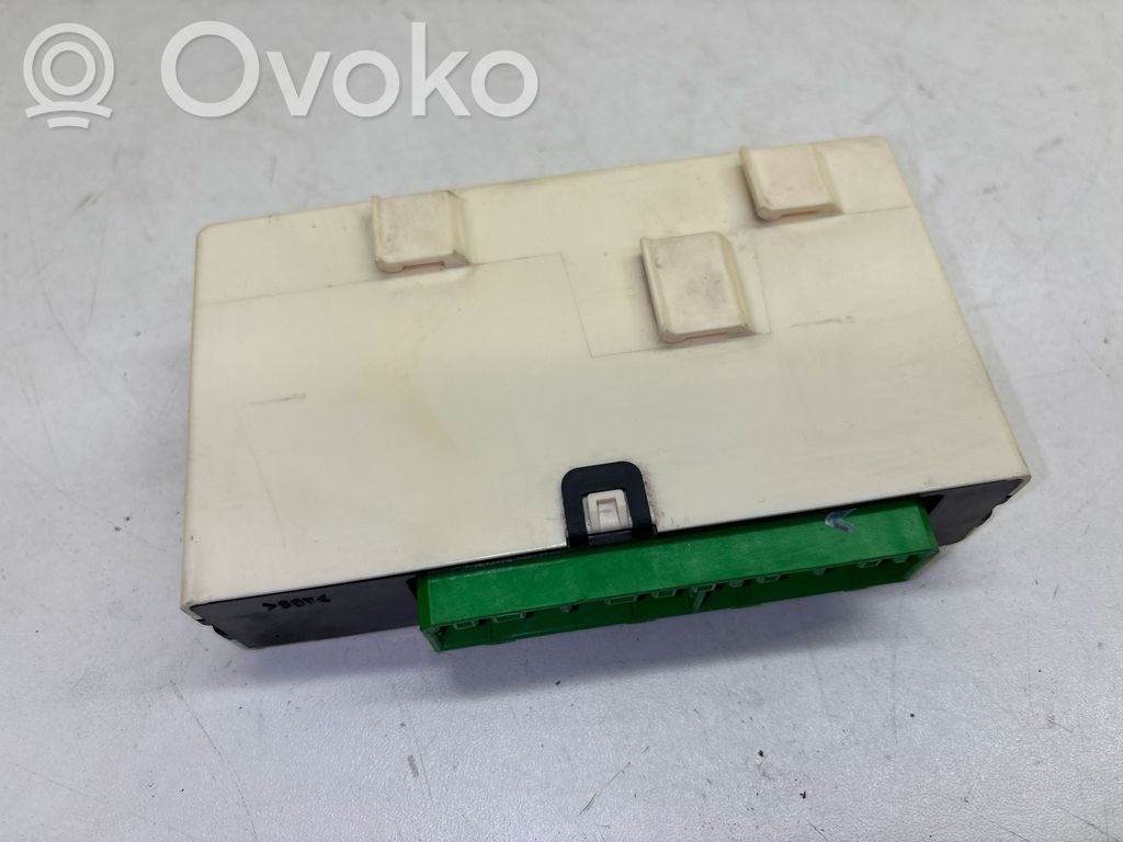 Volvo S70  V70  V70 XC Boîtier module alarme 