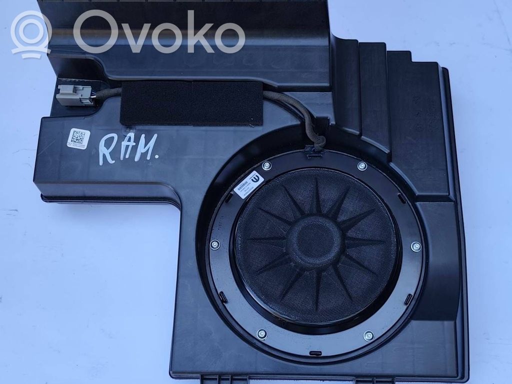 Altavoz subwoofer   P68277288AB