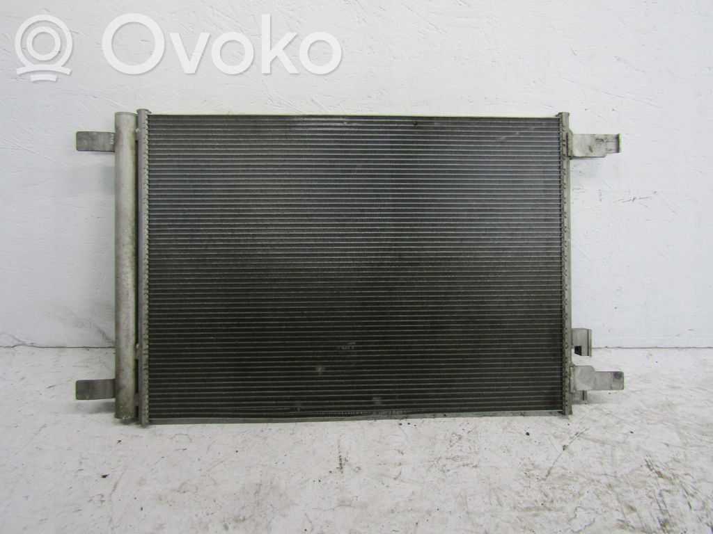 Skoda Octavia Mk4 Skraplacz / Chłodnica klimatyzacji 