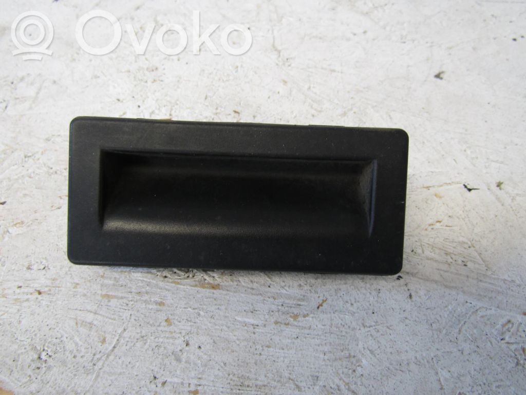 Opel Corsa E Radiator support slam panel bracket 