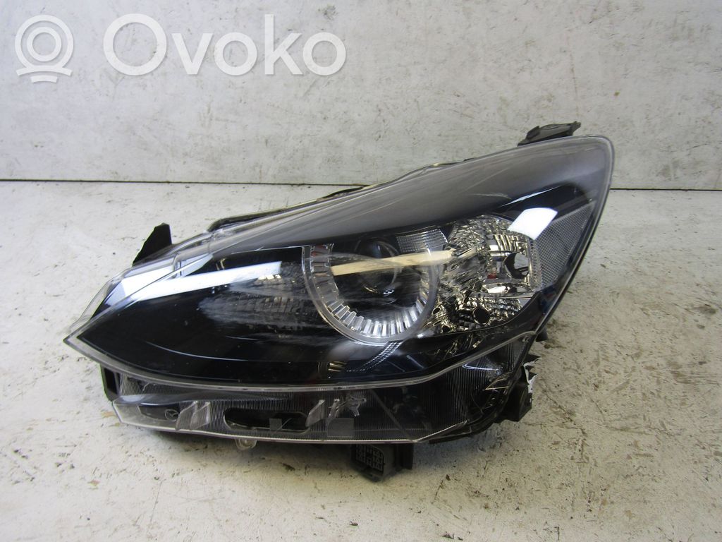 Mazda 2 Headlight/headlamp 