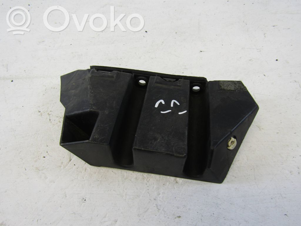 Seat Leon (5F) Front bumper mounting bracket 