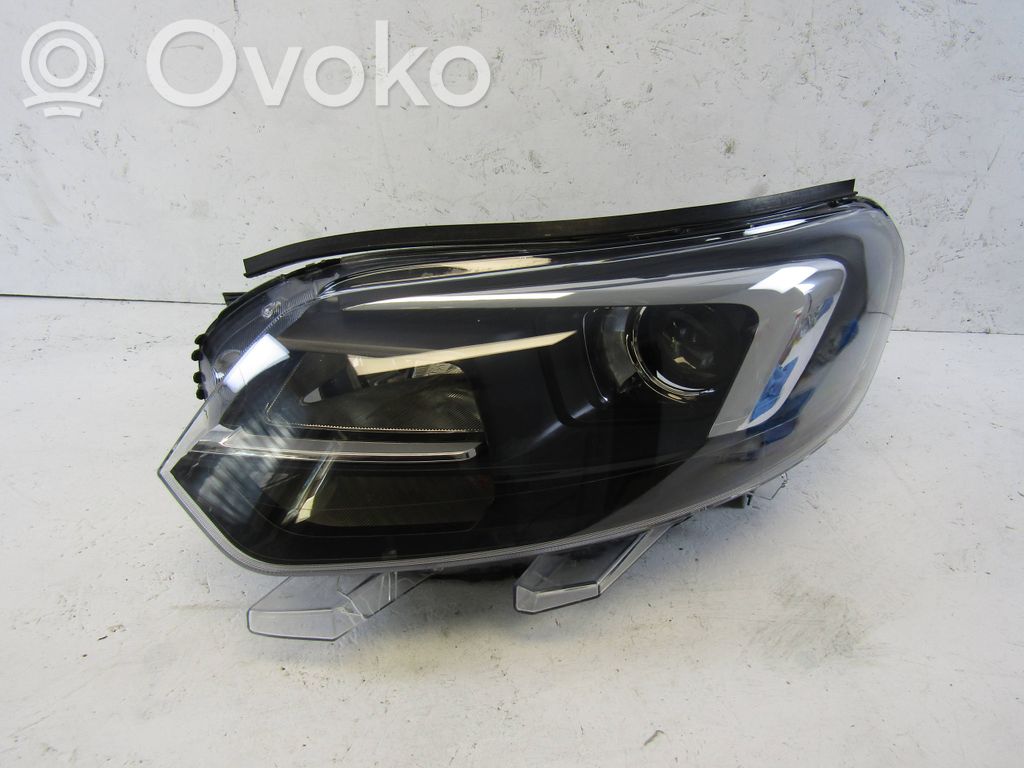Opel Zafira Life Etu-/Ajovalo 
