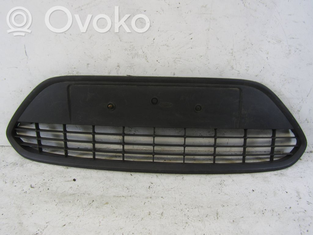 Ford Focus Front bumper lower grill 