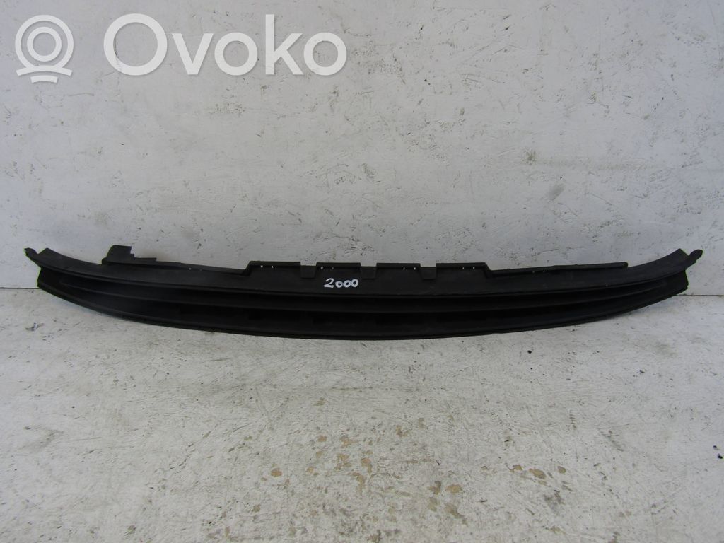 Opel Corsa E Front bumper lower grill 