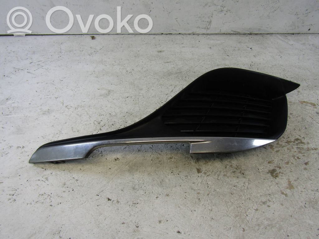 Peugeot 308 Front bumper lower grill 