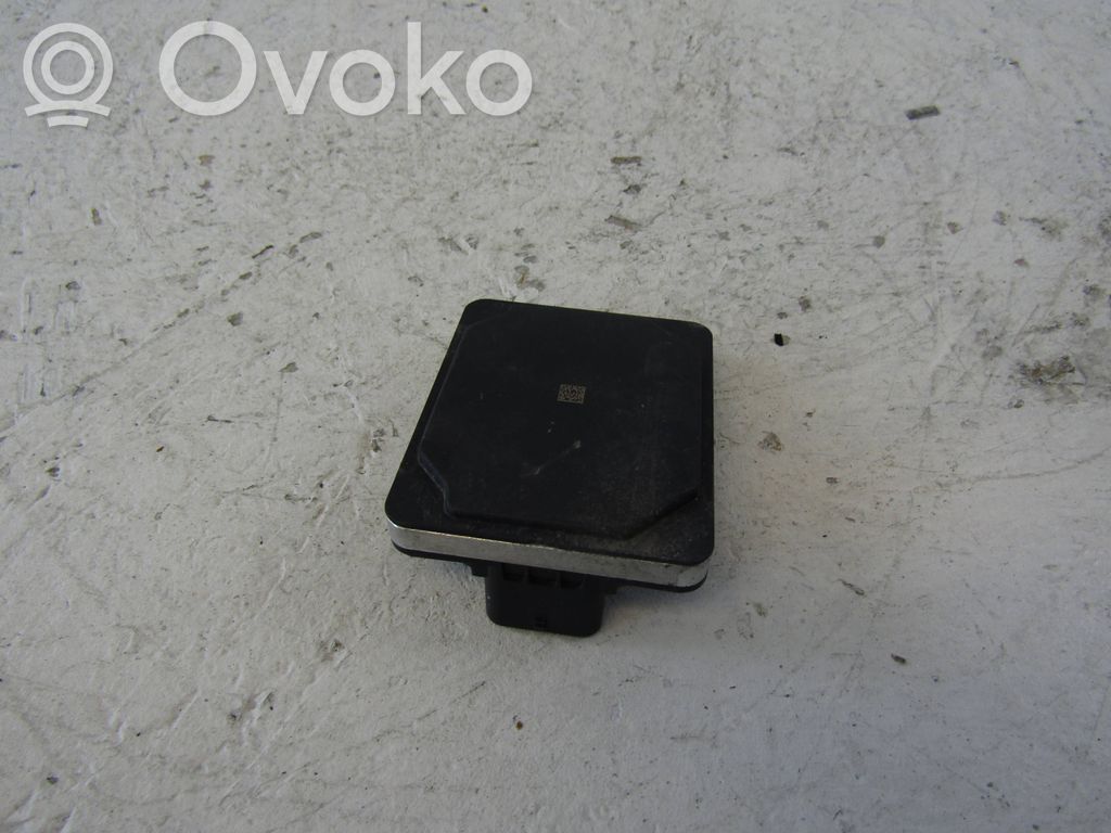 Volkswagen ID.4 Distronic sensor radar 
