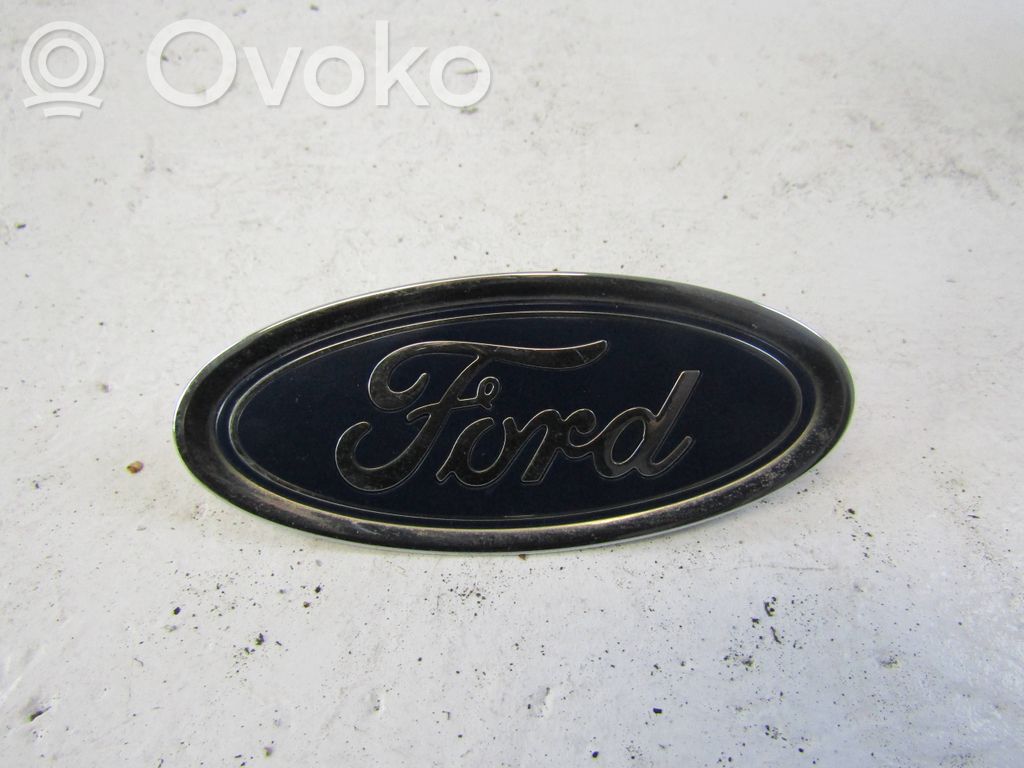 Ford Focus Ražotāja emblēma 