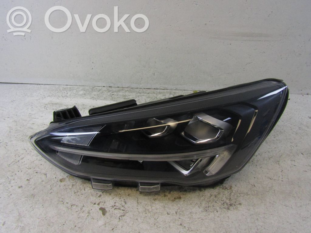 Ford Focus Headlight/headlamp 