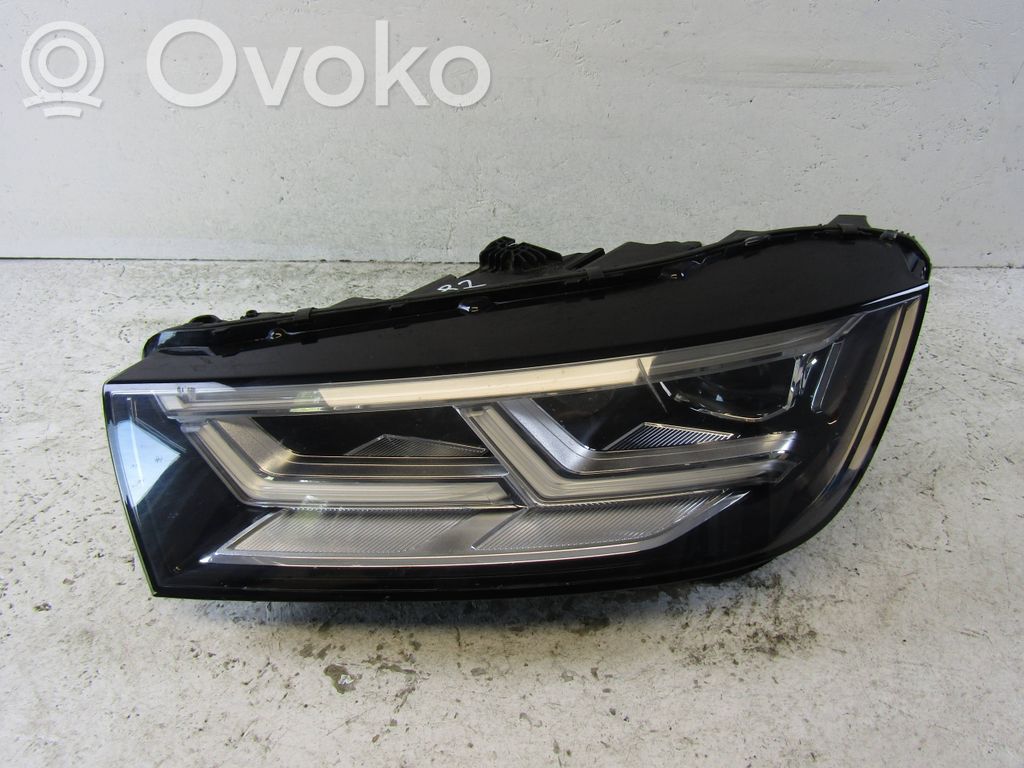 Audi Q5 SQ5 FY Lampa przednia 