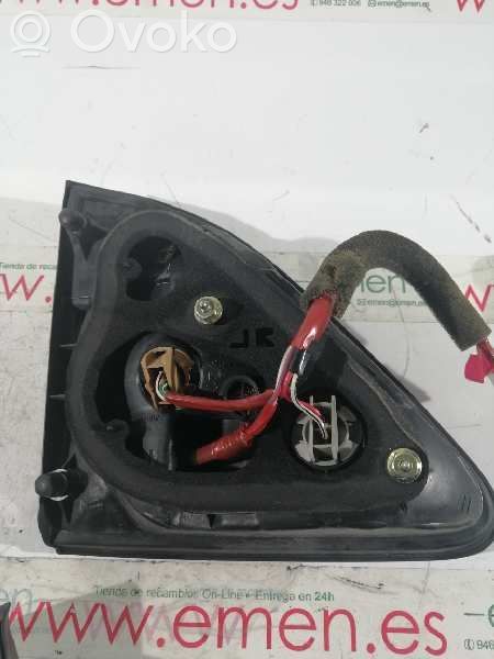 Lexus RX 300 Third/center stoplight 
