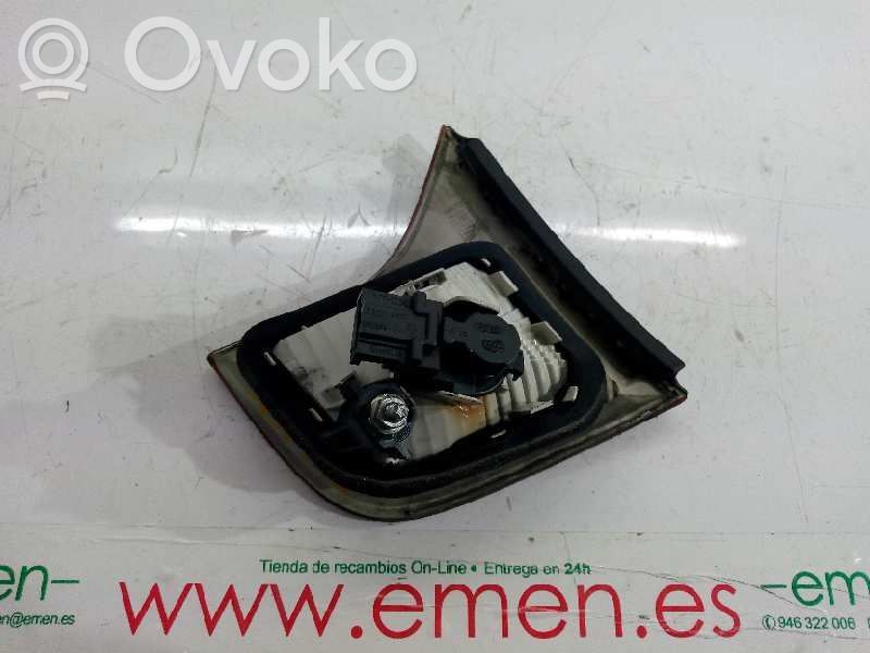 Audi A4 S4 B7 8E 8H Third/center stoplight 