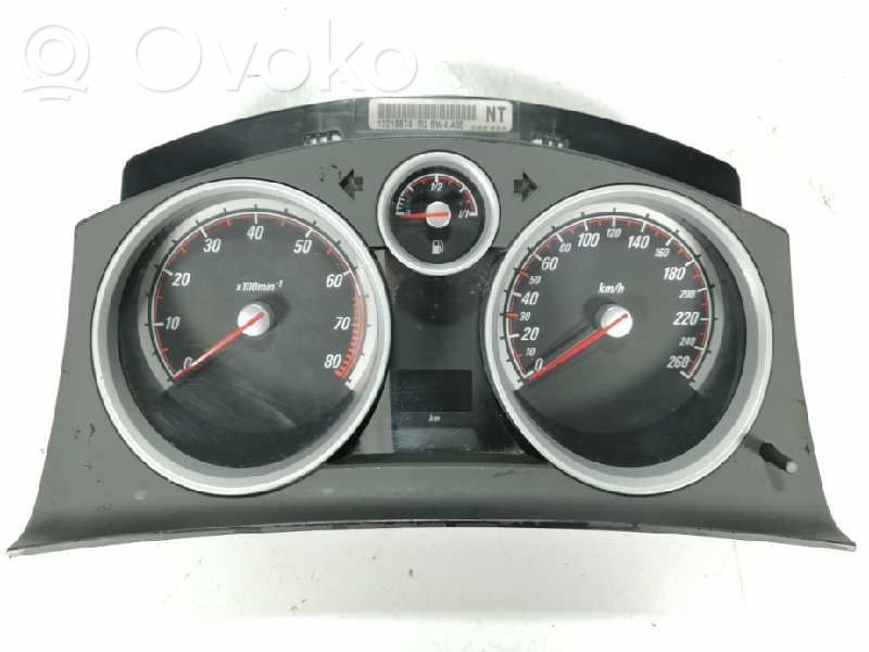 Opel Astra H Geschwindigkeitsmesser Cockpit 