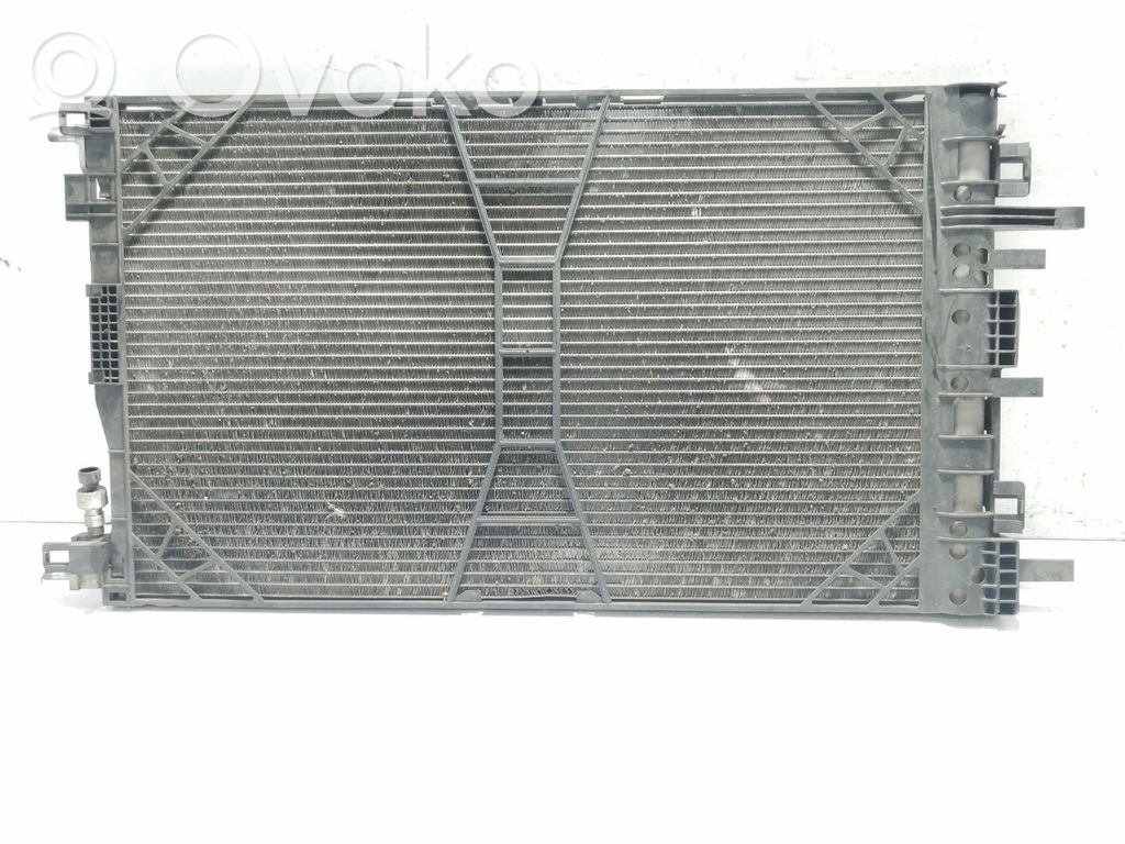 Opel Insignia A Pečiuko radiatorius