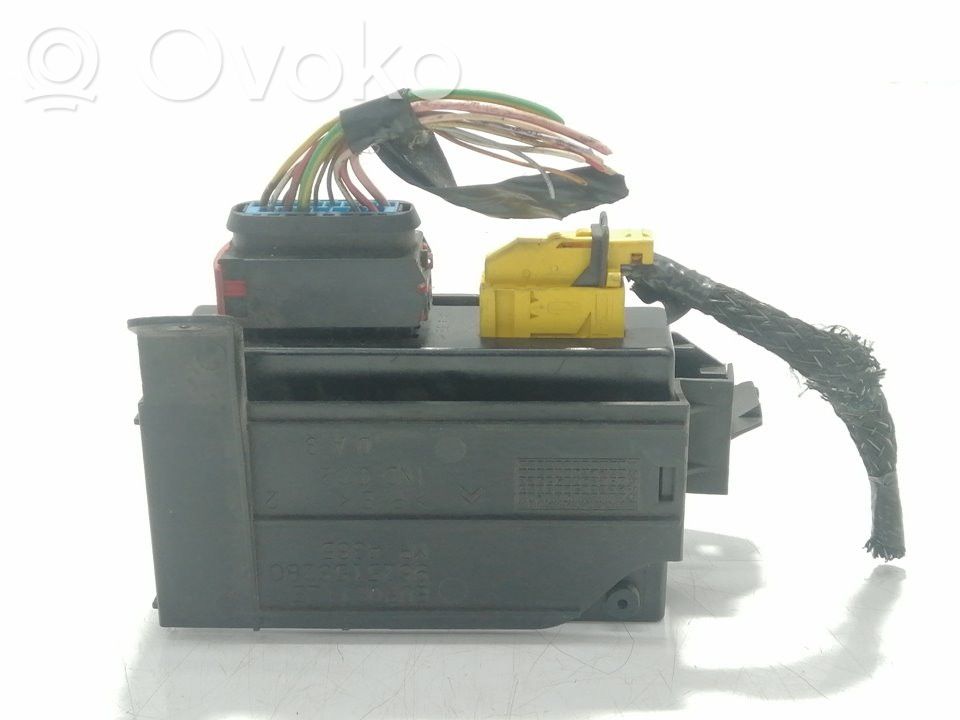 Opel Corsa B Moottorin ohjainlaite/moduuli 