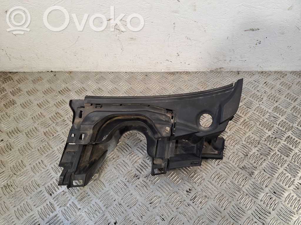 Toyota Auris 150 Windshield trim 