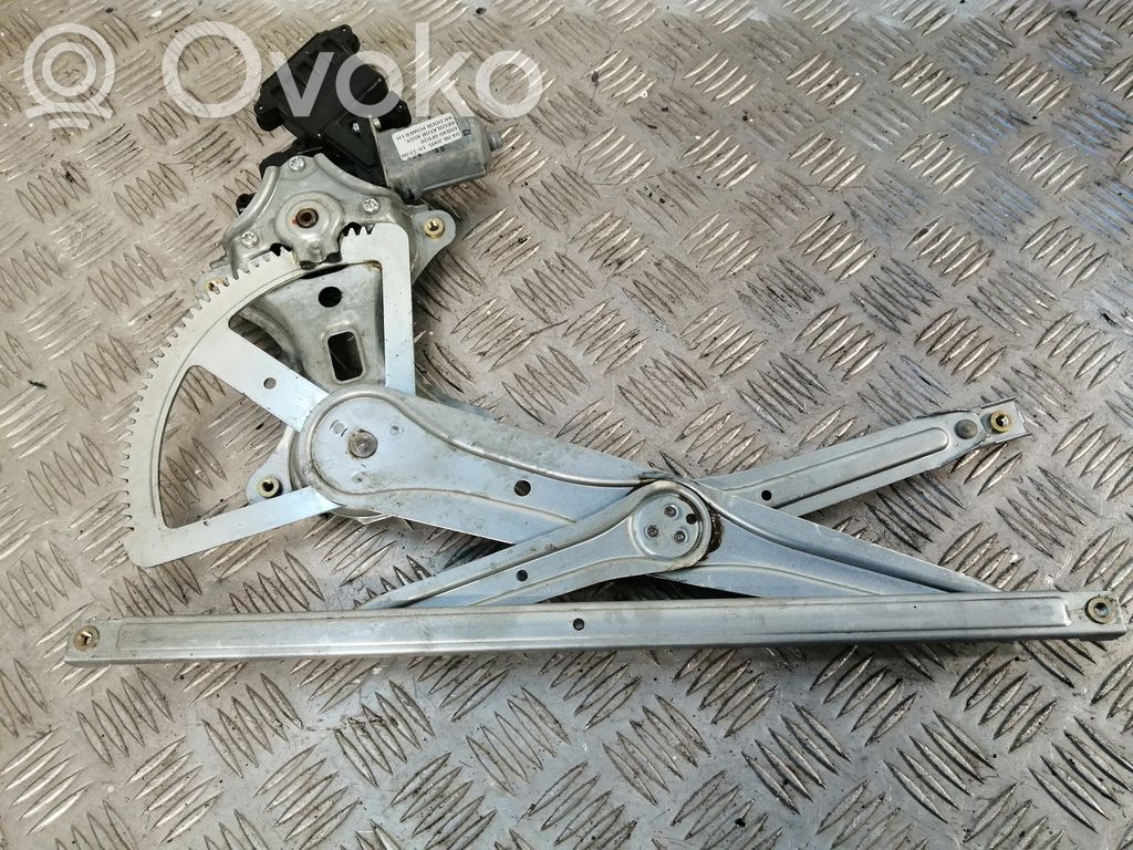 Toyota Corolla Verso AR10 Elektryczny podnośnik szyby drzwi tylnych 