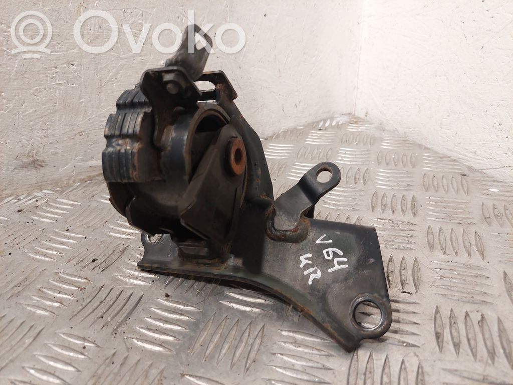 Engine mount bracket   123720R010