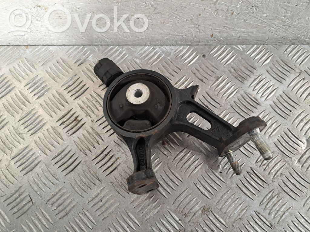 Toyota Avensis T270 Engine mount bracket 