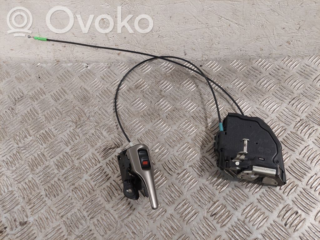 Toyota Verso Zamek drzwi tylnych 