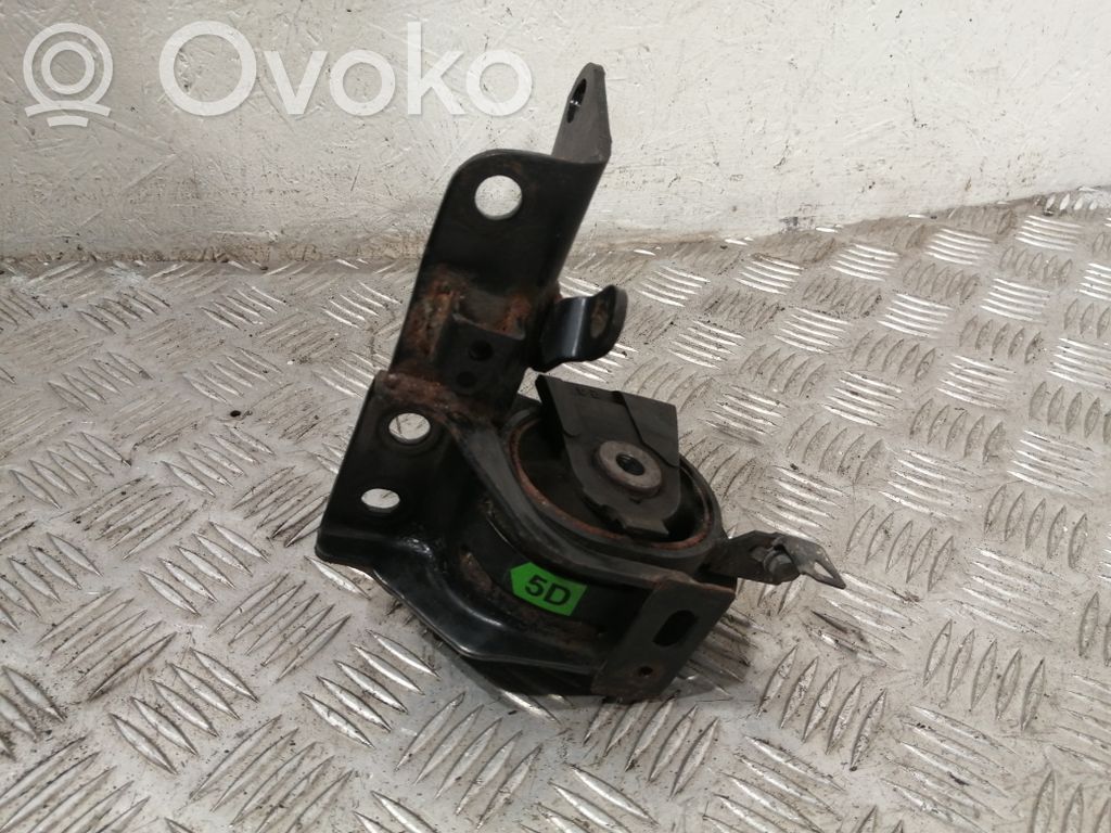 Toyota Avensis T250 Engine mount bracket 