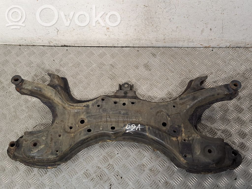 Toyota Corolla Verso AR10 Front subframe 