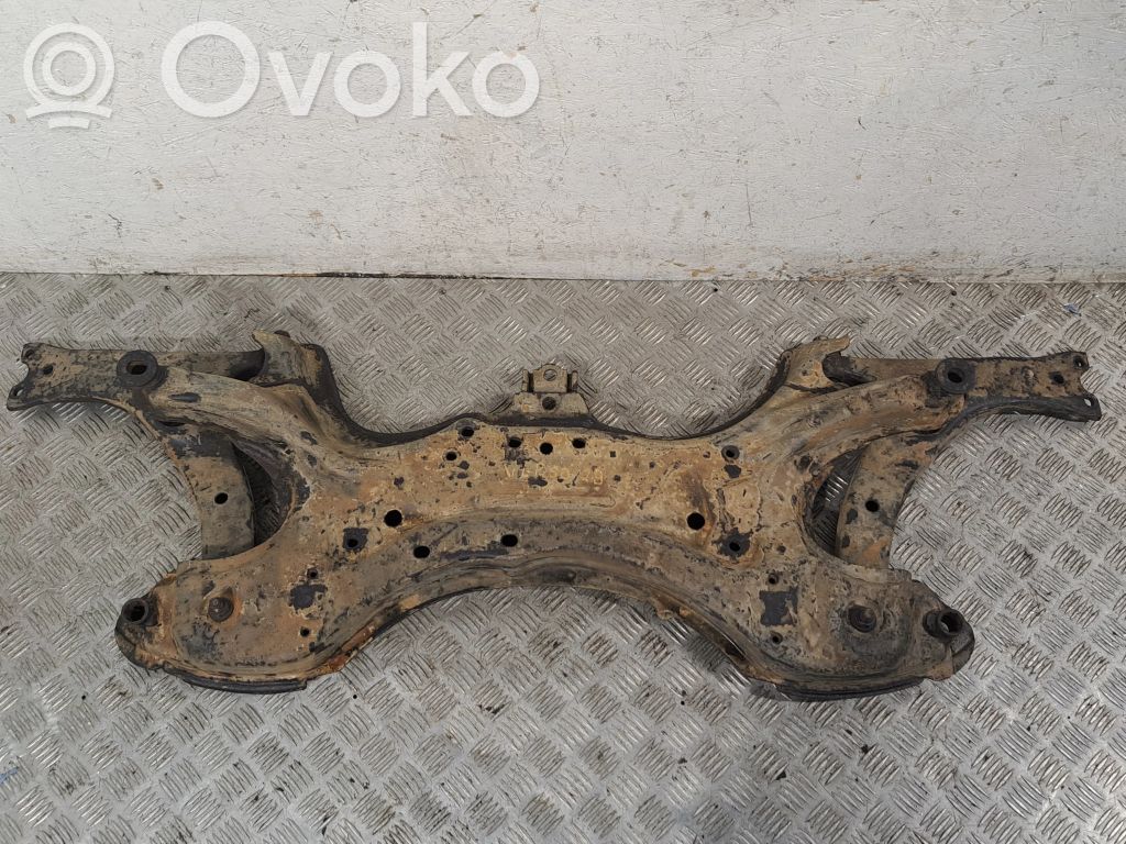 Toyota Corolla Verso AR10 Front subframe 