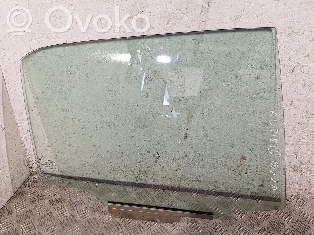 Toyota Auris 150 Szyba drzwi tylnych 