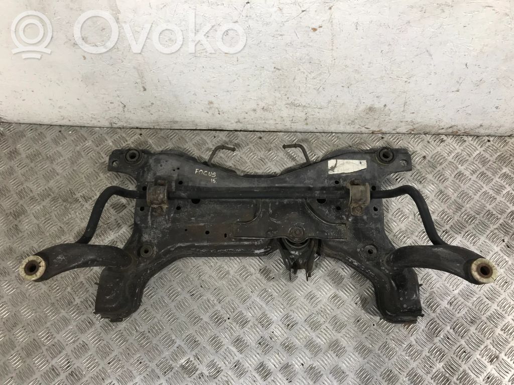 Передняя траверса   3M515R484AD