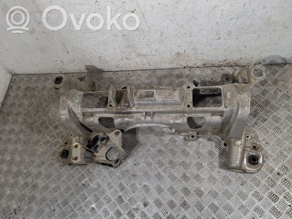 Chrysler Voyager Front subframe 