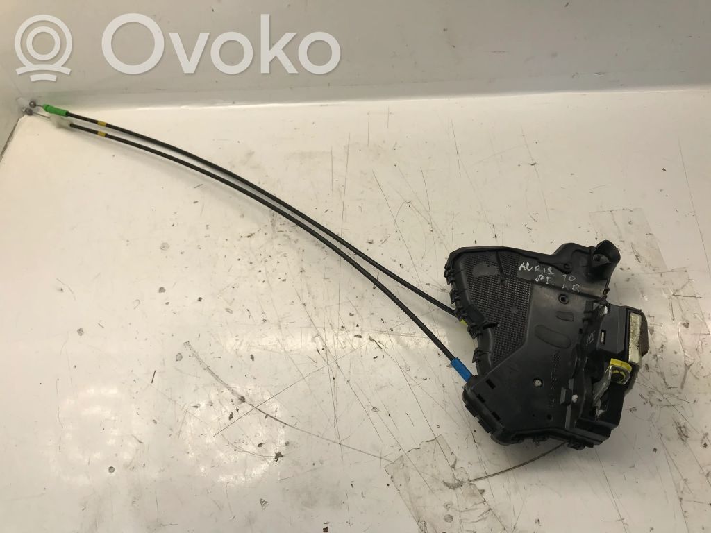 Toyota Auris 150 Zamek drzwi przednich 