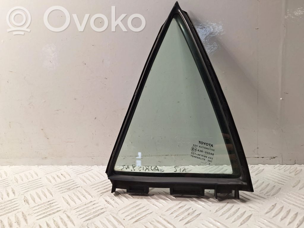 Toyota Auris 150 Ventanilla de ventilación de la puerta trasera 