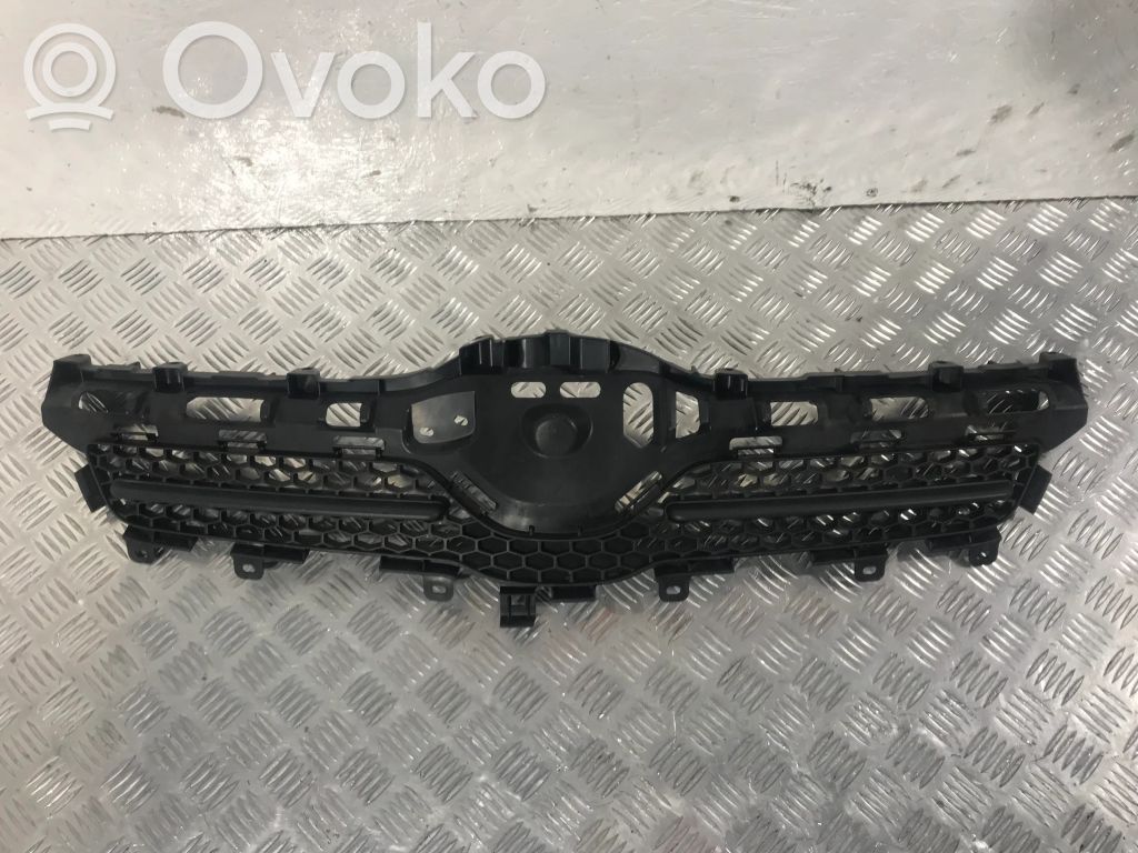 Toyota Corolla Verso AR10 Maskownica / Grill / Atrapa górna chłodnicy 